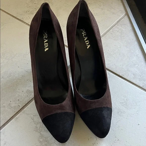 Prada Women's Black and Brown Heels